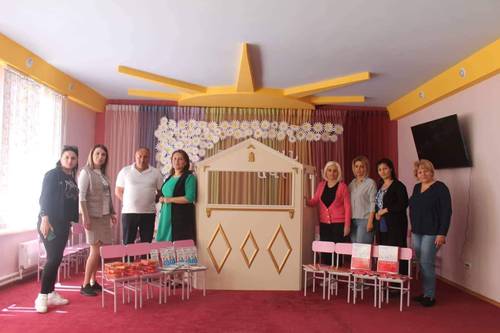 Փարաքարի «Ապրելու երկիր» խմբակցության ավագանիներն այցելել են համայնքի մանկապարտեզներ