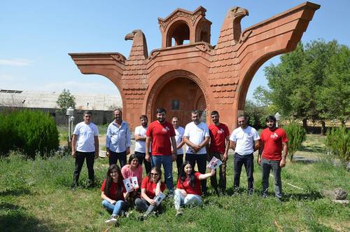 «Ապրելու երկիր» կուսակցության քարոզարշավը Իրինդում (Լուսանկարներ)