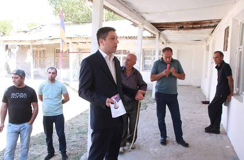 «Ապրելու երկիր» կուսակցության քարոզարշավը Արևիս, Թասիկ, Սալվարդ բնակավայրերում (Լուսանկարներ)