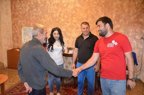 «Ապրելու երկիր» կուսակցության քարոզարշավը Ներքին Բազմաբերդում (Լուսանկարներ)