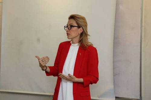 Արդեն ժամանակն է, որ կանանց դերը տեսանելի լինի մեր իրականությունում. Մանե Թանդիլյան