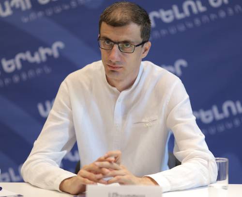 Մեսրոպ Առաքելյան