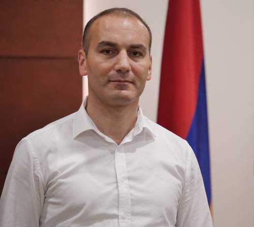 Կարեն Մալխասյան