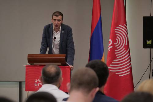 Մեսրոպ Առաքելյանի ելույթը «Ապրելու երկիր» կուսակցության հաշվետու համաժողովի ժամանակ (Տեսանյութ)